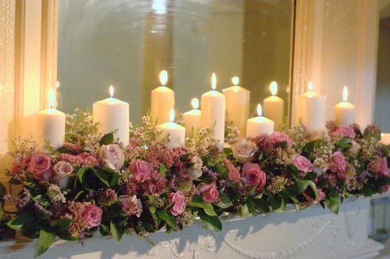 pillar-candles-different-sizes-wedding-decor