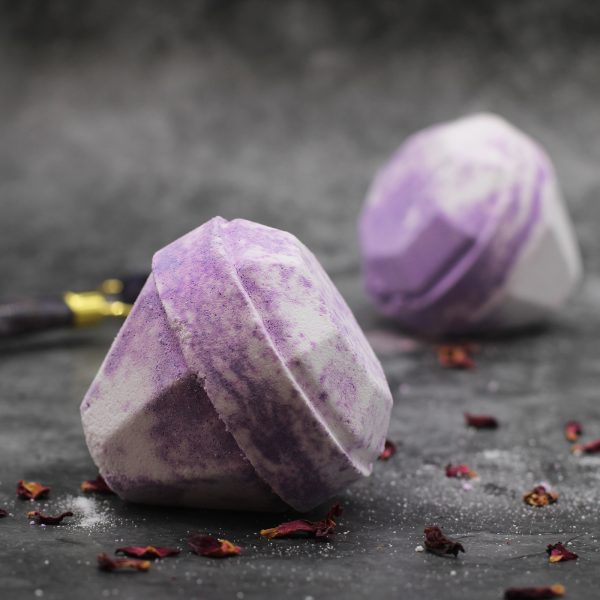 Delhi Sapphire Gemstone Bath Bomb